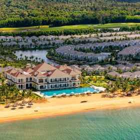 멜리아 빈펄 푸꾸옥 1, 함닌코뮌 호텔