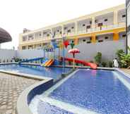 Swimming Pool 7 Hotel Grand Pacific Pangandaran