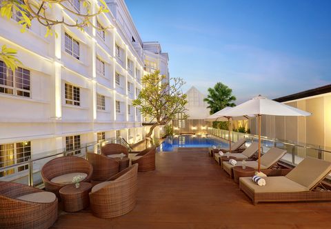 Swimming Pool Kokoon Hotel Surabaya