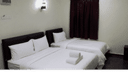 Bedroom 6 Hotel Az-Zahra Paka