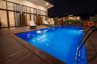 Swimming Pool Woda Villa & Spa