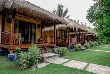 Lobi Aldi's Bungalow