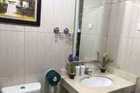 Toilet Kamar Beautiful Room at Apartement MT Haryono Square