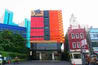 Bangunan Hotel New Star