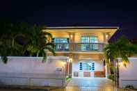 ภายนอกอาคาร The Villa Pattaya 77