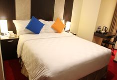 Bedroom 3 Sunbreeze Hotel