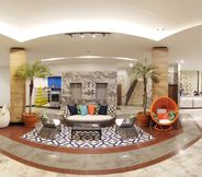 Lobby 3 Mgrand hotel