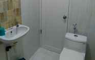 Toilet Kamar 7 Hotel Freas