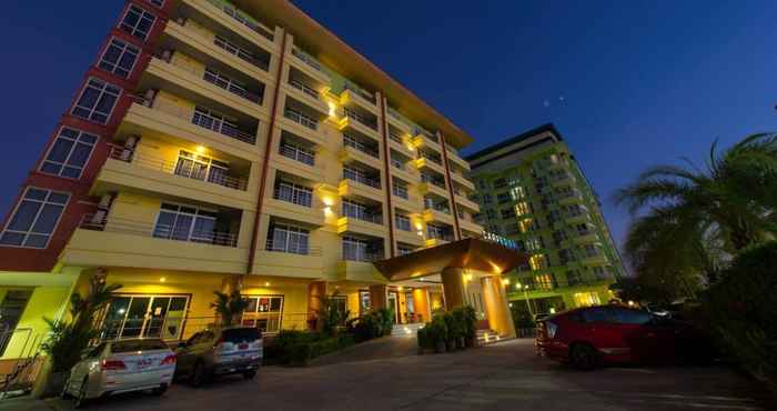 Exterior Carpediem Hotel Rayong