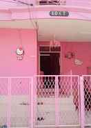 LOBBY Hello Kitty House (female only)