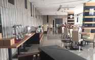 Restaurant 7 Lintas Platinum Hotel