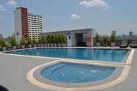 Swimming Pool GM SUITES