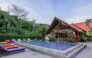 สระว่ายน้ำ 4 Naiharn Beach Resort (SHA Plus+)