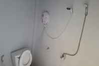 Toilet Kamar Thiprom Resort