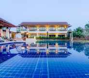 Swimming Pool 3 Naraya Riverside Resort 