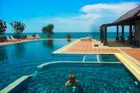 Kolam Renang Khanom Beach Residence 