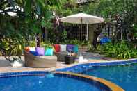 Swimming Pool Lomtalay Chalet Resort