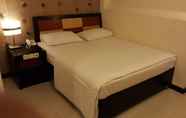 Kamar Tidur 4 Sumber Ria Hotel