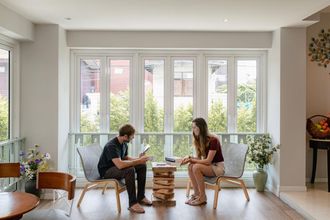 로비 4 Siam Tharadol