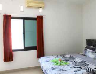 Kamar Tidur 2 Yuliana Homestay