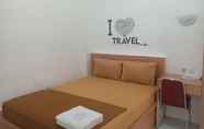 Kamar Tidur 7 Clean Room at Chrissant Hotel & Guest House