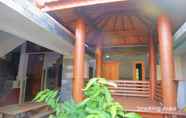 Ruangan Fungsional 3 Comfort Room at The Village Homestay