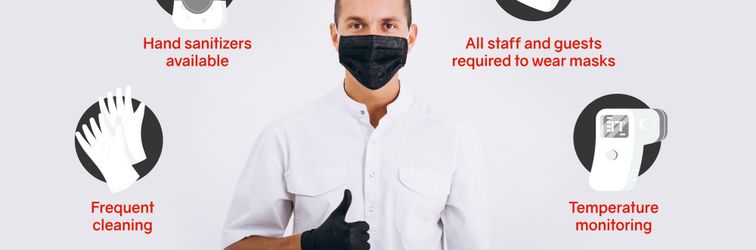 Lobby D'Holiday Hotel Makassar