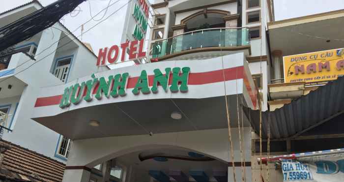 Bên ngoài Huynh Anh Hotel