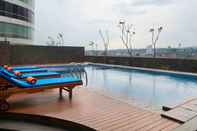 Swimming Pool HARRIS Hotel Sentraland Semarang