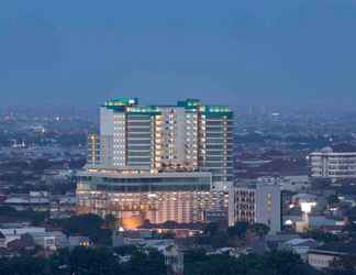 Bangunan 2 HARRIS Hotel Sentraland Semarang