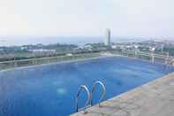 สระว่ายน้ำ 1 BR Northland Ancol Residence - Tower 1 Lantai 5 / S3 by Travelio