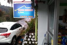 外部的 Gangga Homestay Bromo