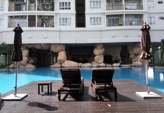 Swimming Pool 4 Windsor Tower Serviced Apartment 