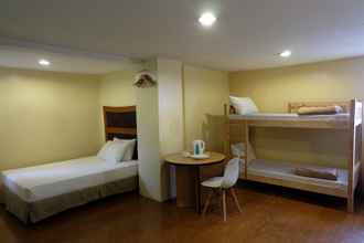 Kamar Tidur 4 Spaces Hotel Makati - People and Pets