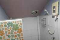 Toilet Kamar Leela Pirom 