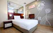 Bedroom 6 Tune Hotel Georgetown Penang