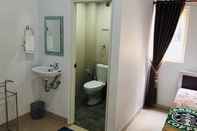 Toilet Kamar Yale Premier