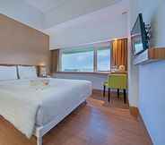 Phòng ngủ 3 Whiz Prime Hotel Basuki Rahmat Malang