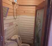 In-room Bathroom 6 Baansuay Resort- Phutorn 8