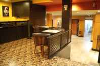 Bar, Kafe dan Lounge Grand Garden Hotel