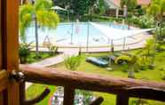 Kolam Renang 6 Sunshine Village Resort