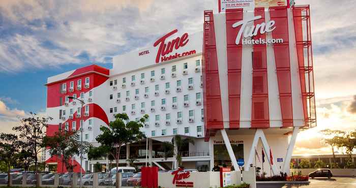 Luar Bangunan Tune Hotel Danga Bay