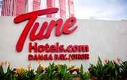 Exterior 5 Tune Hotel Danga Bay