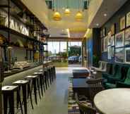 Bar, Cafe and Lounge 4 Tune Hotel - 1Borneo Kota Kinabalu