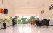 Lobby 2 Berlian Abadi Hotel