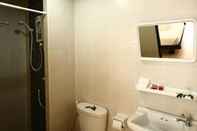 Toilet Kamar Aonang View Lavilla