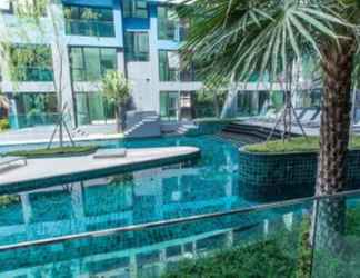 Bên ngoài 2 Acqua Condo