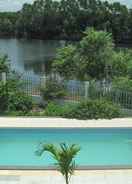 SWIMMING_POOL 