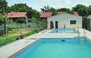 Kolam Renang 7 Villa Sapphire