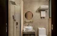 Toilet Kamar 3 Hotel Twenty 8B